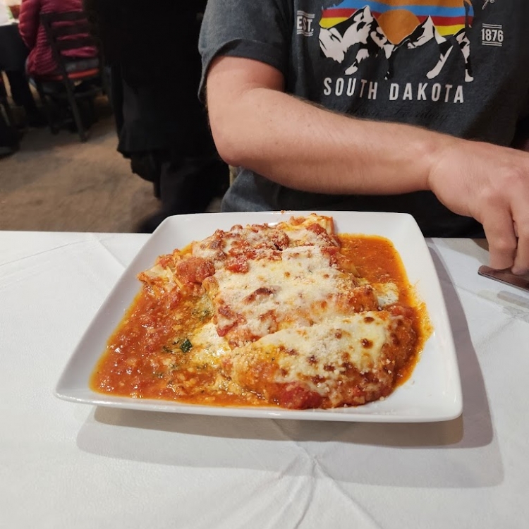 * Amorè Italian Restaurant